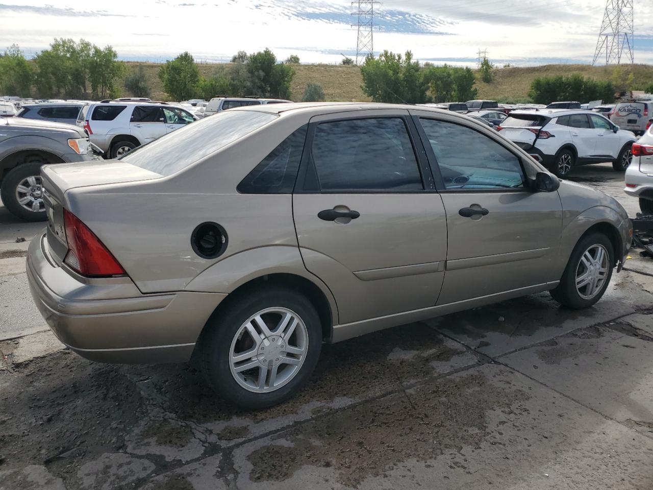 2004 Ford Focus - Image 3