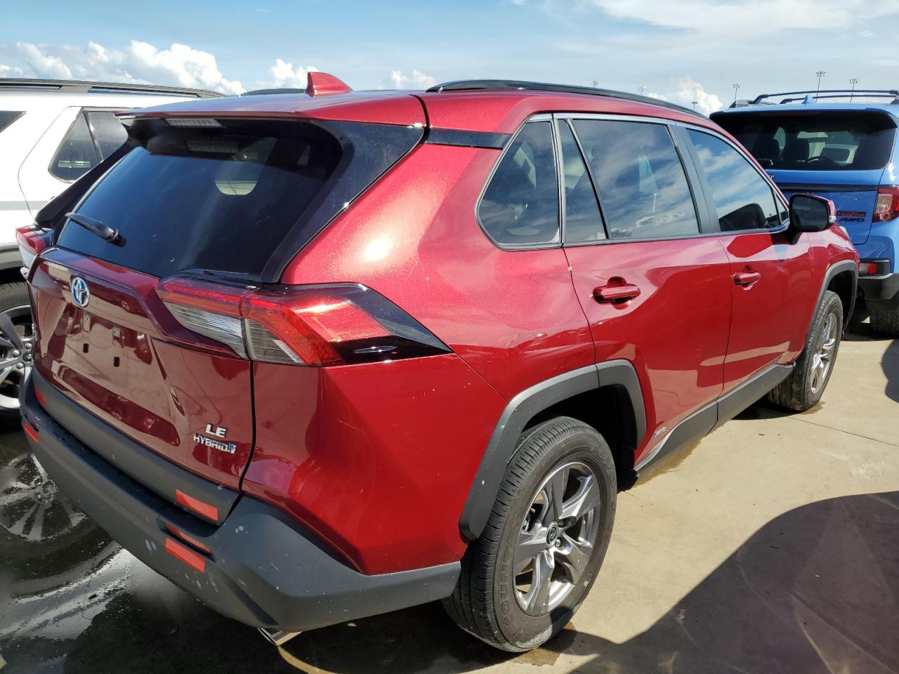 2023 Toyota RAV 4 - Image 3