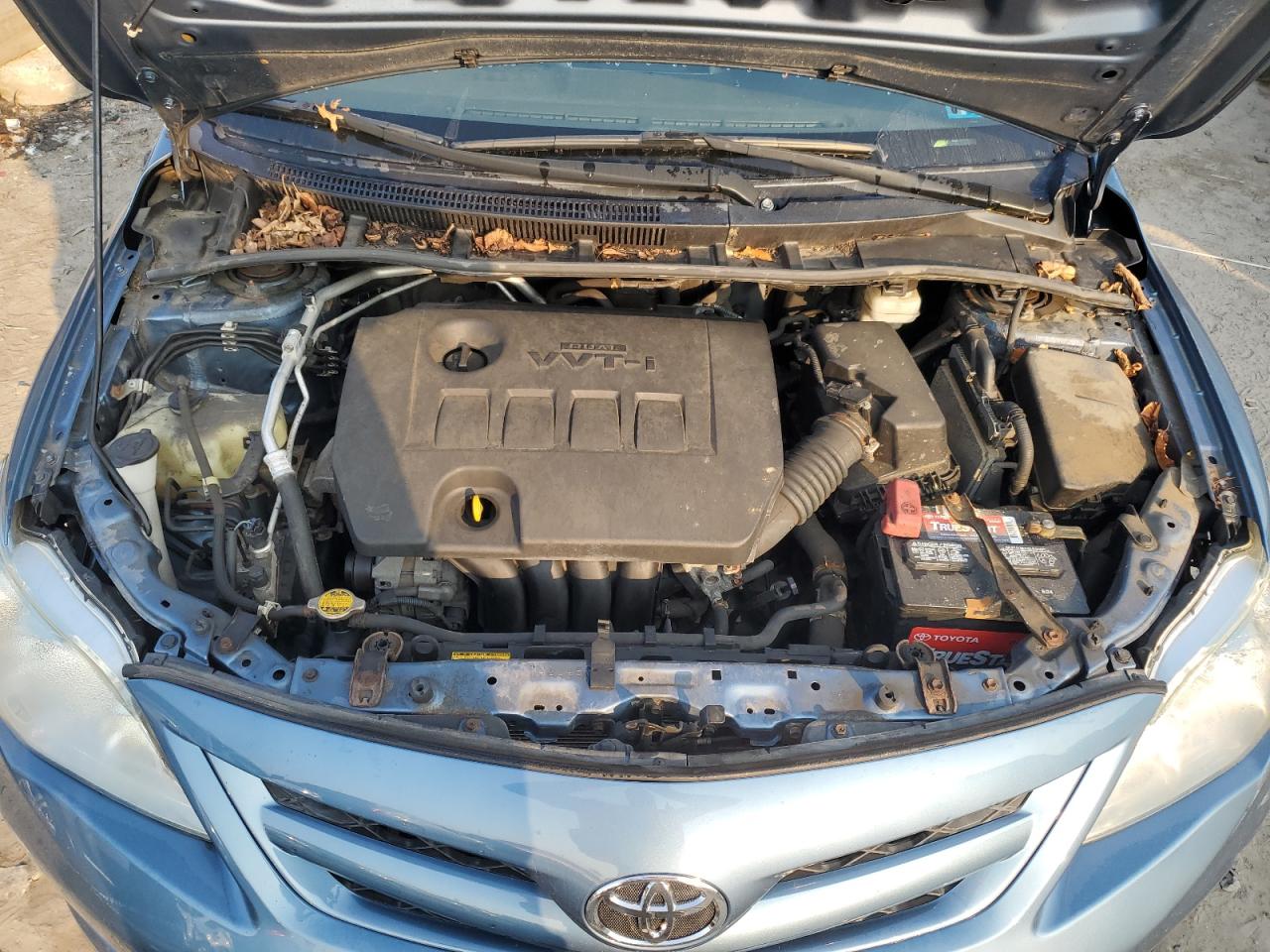 5YFBU4EE6CP049030 2012 Toyota Corolla Base