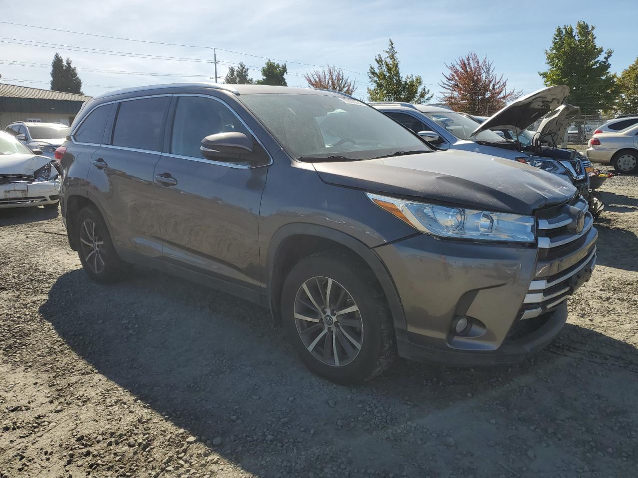 2019 Toyota Highlander - Image 4