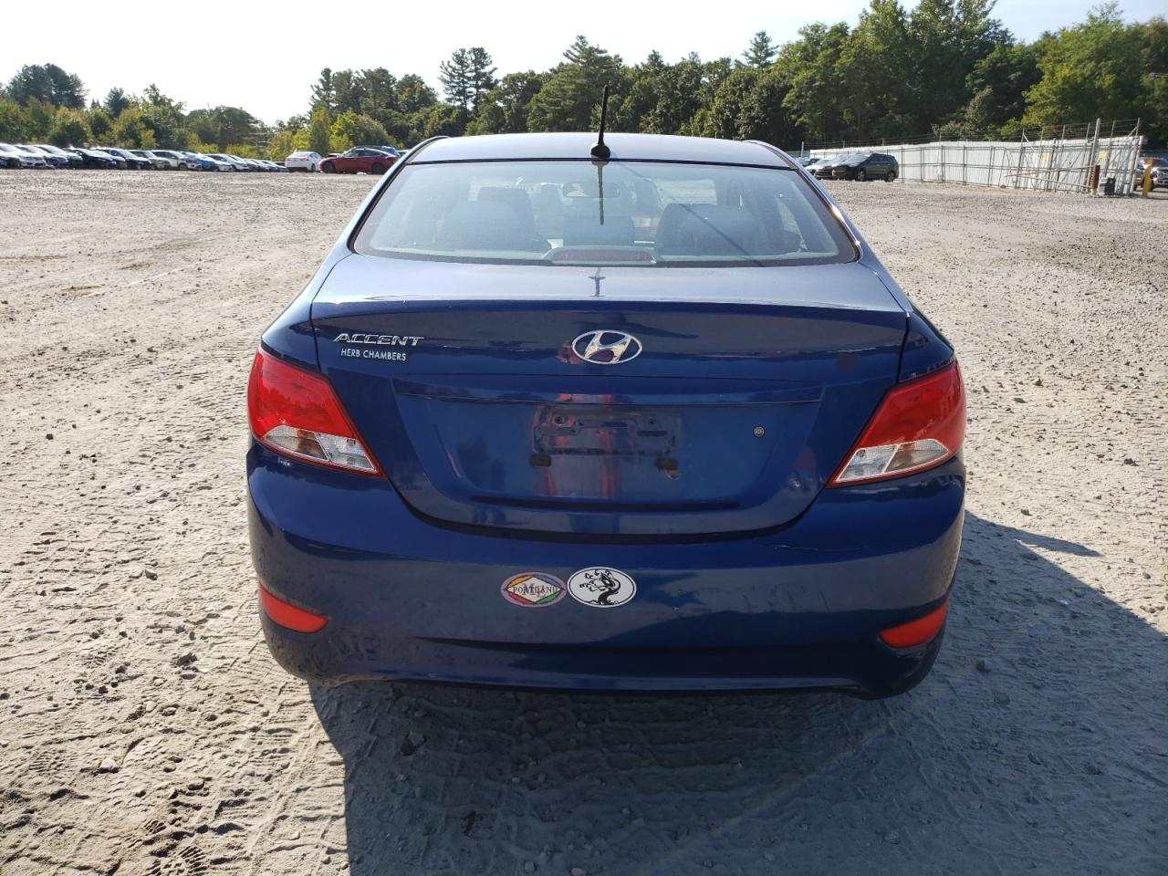 KMHCT4AE2FU831146 2015 Hyundai Accent Gls