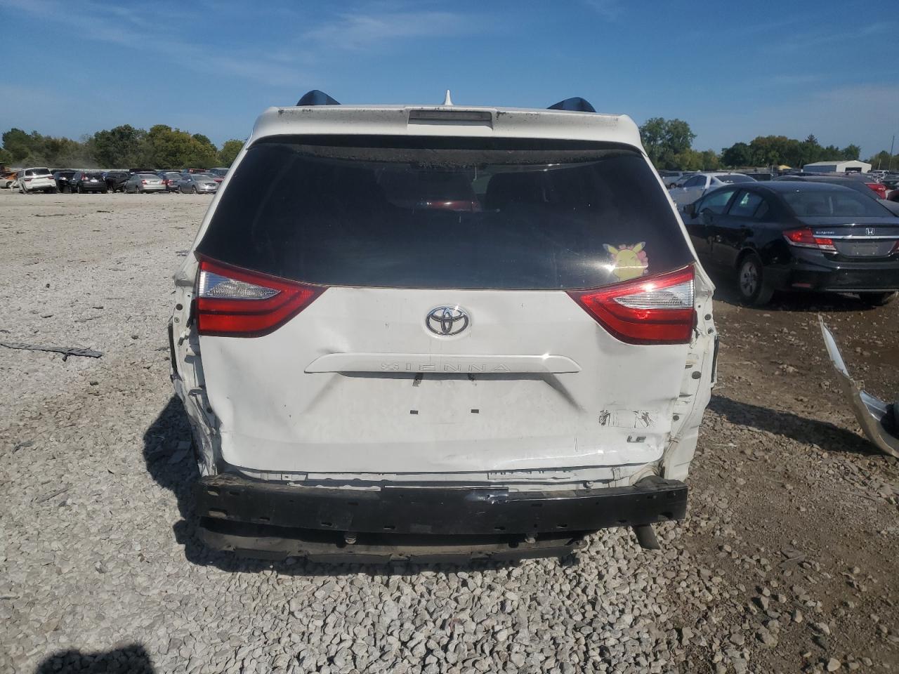 5TDKZ3DC9JS954975 2018 Toyota Sienna Le