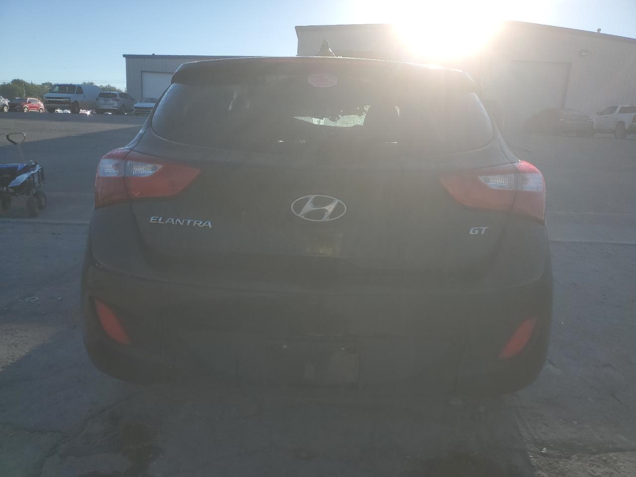 KMHD35LH3GU303053 2016 Hyundai Elantra Gt