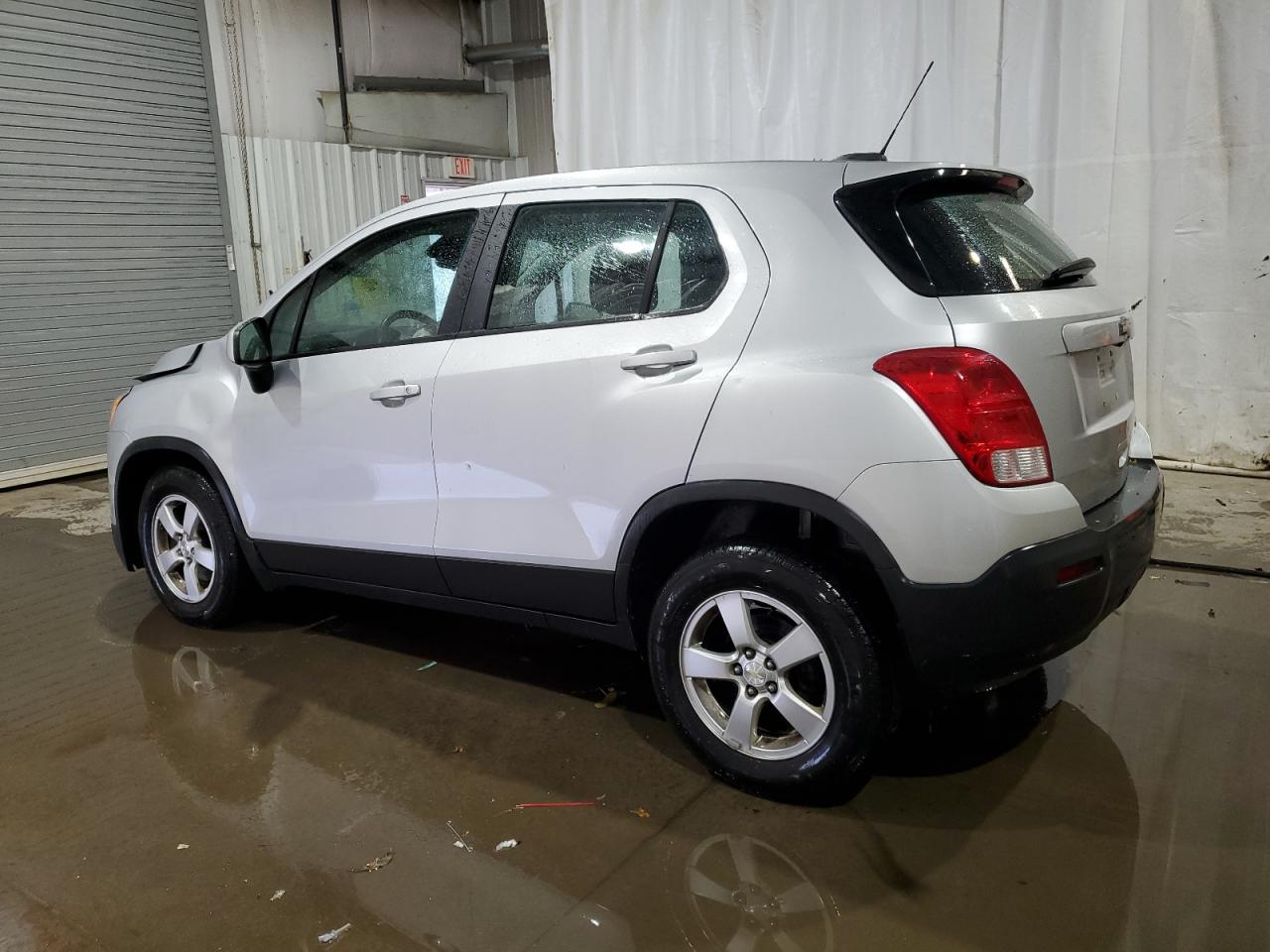 3GNCJNSBXGL179447 2016 CHEVROLET TRAX - Image 2