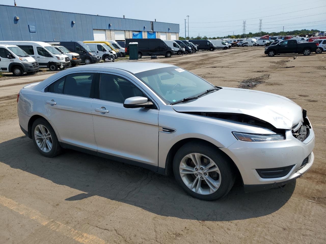 1FAHP2E80FG158885 2015 Ford Taurus Sel