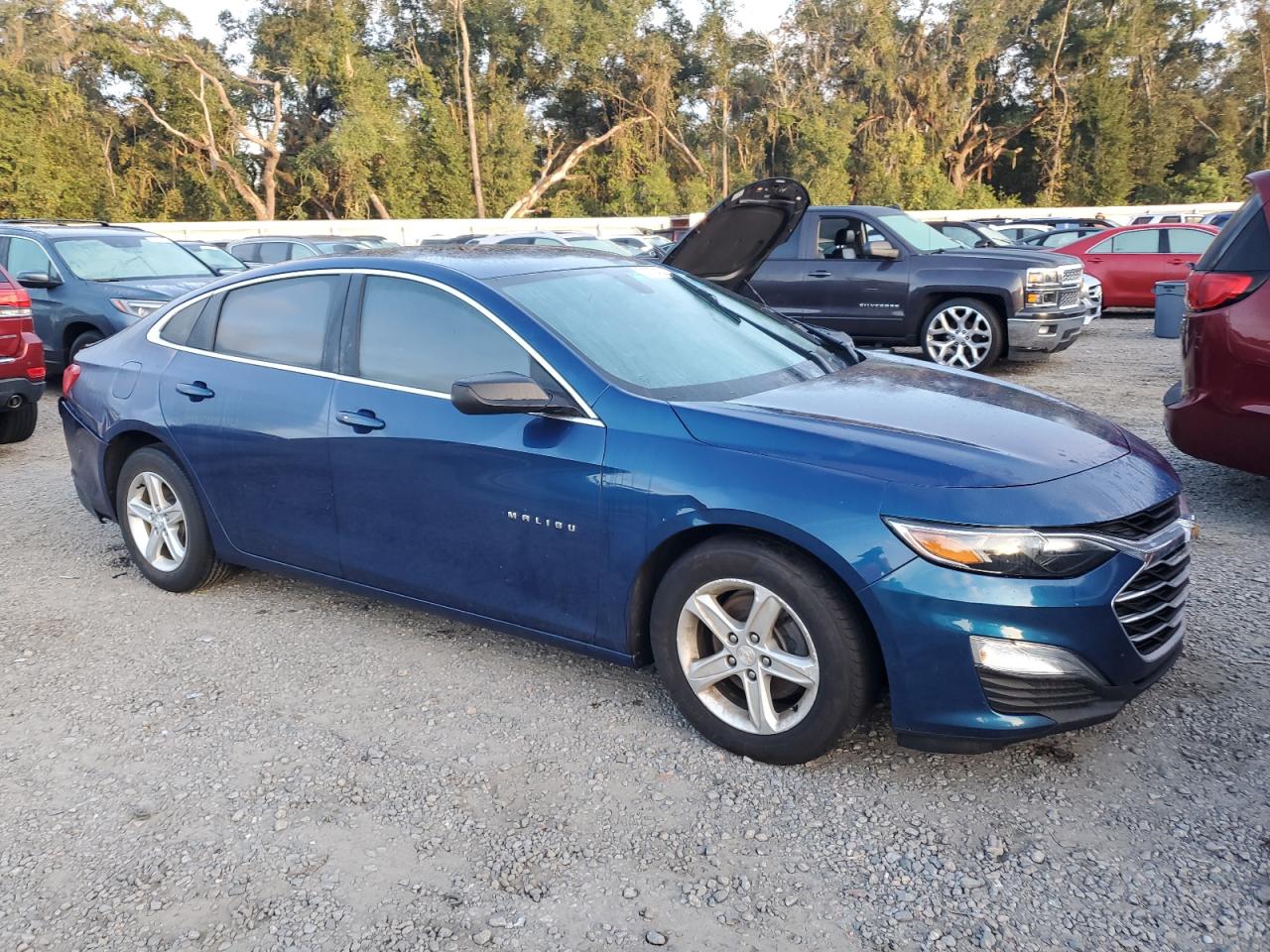 2019 Chevrolet Malibu - Image 4