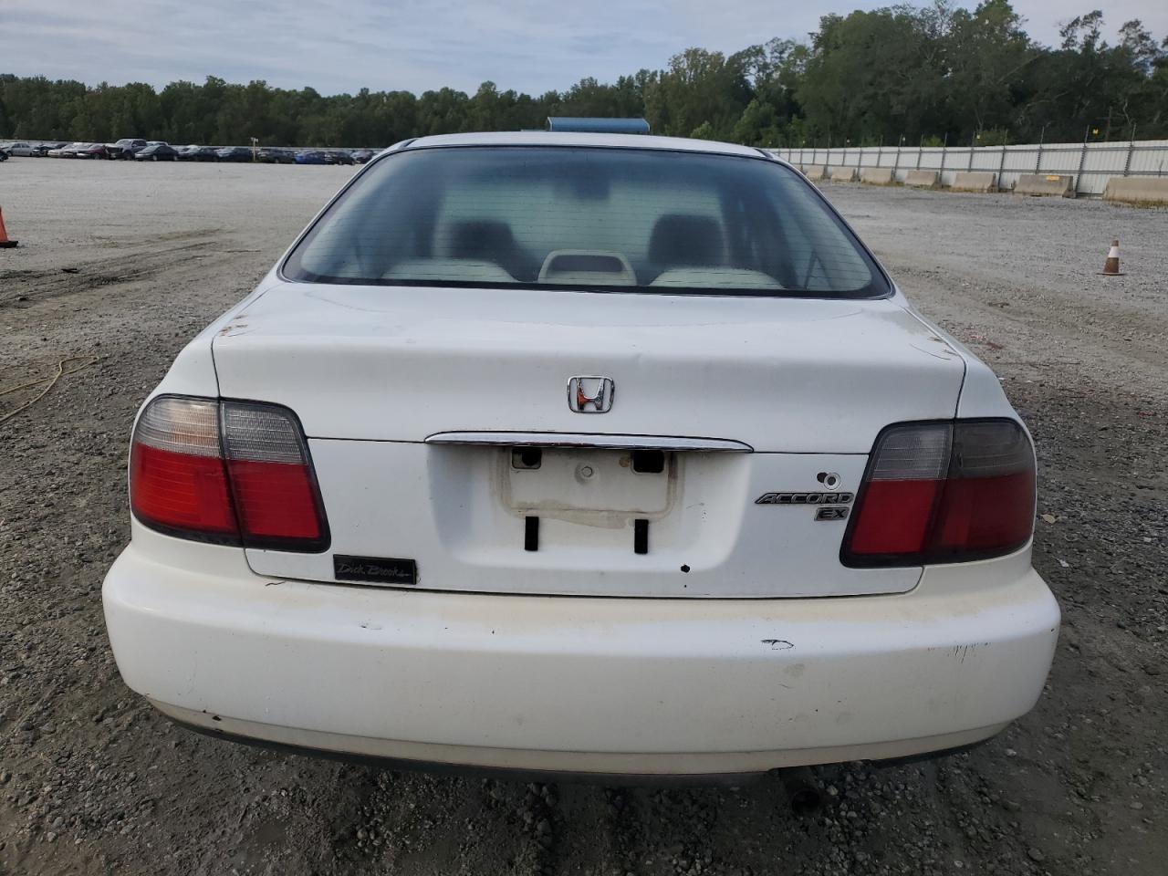 1HGCD5657TA001356 1996 Honda Accord Ex