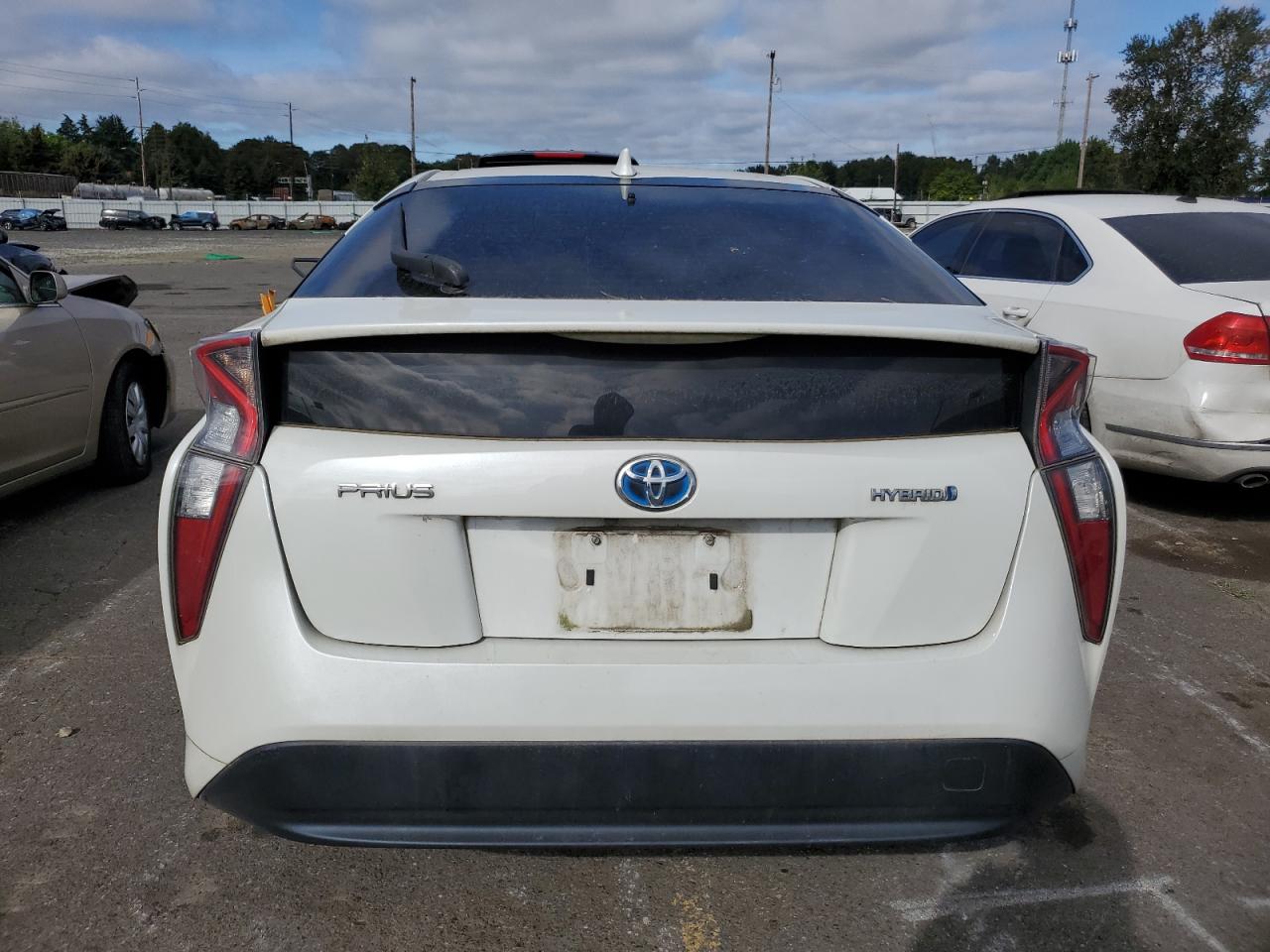 VIN JTDKARFU6G3024994 2016 TOYOTA PRIUS no.6