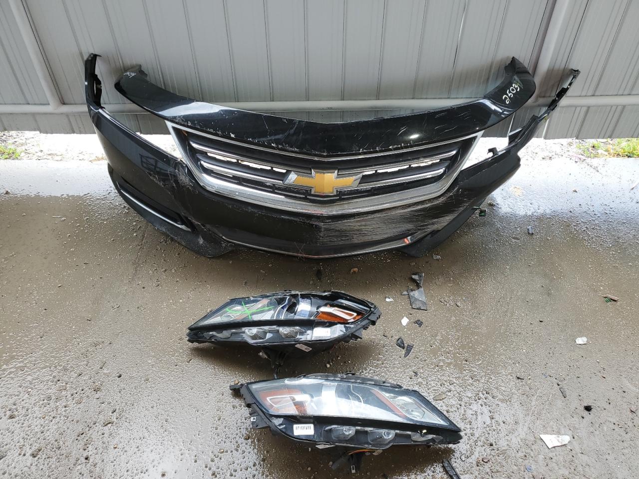 1G1105S33JU111458 2018 Chevrolet Impala Lt