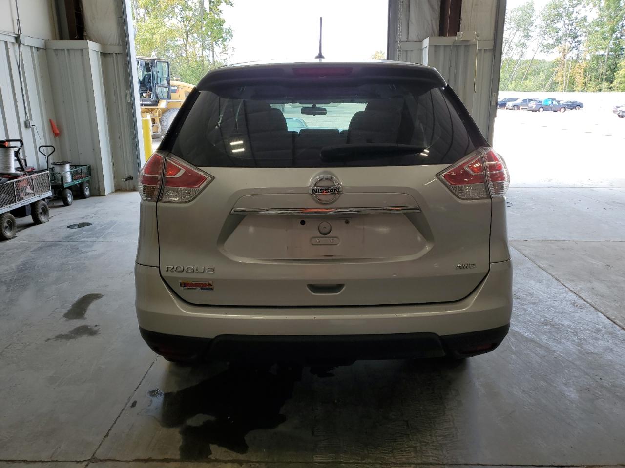 2016 Nissan Rogue S VIN: JN8AT2MV7GW136585 Lot: 69053354