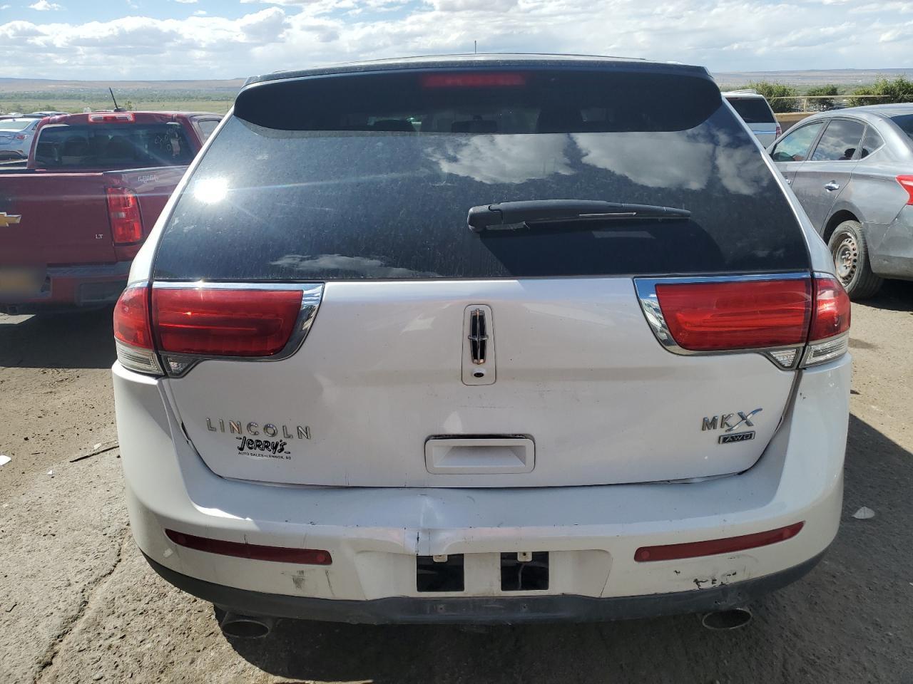 2LMDJ8JK9CBL15623 2012 Lincoln Mkx