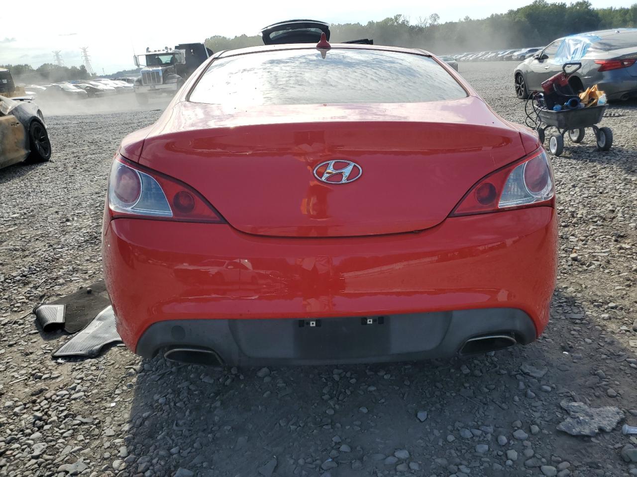 2010 Hyundai Genesis Coupe 2.0T VIN: KMHHT6KD7AU030986 Lot: 70299074