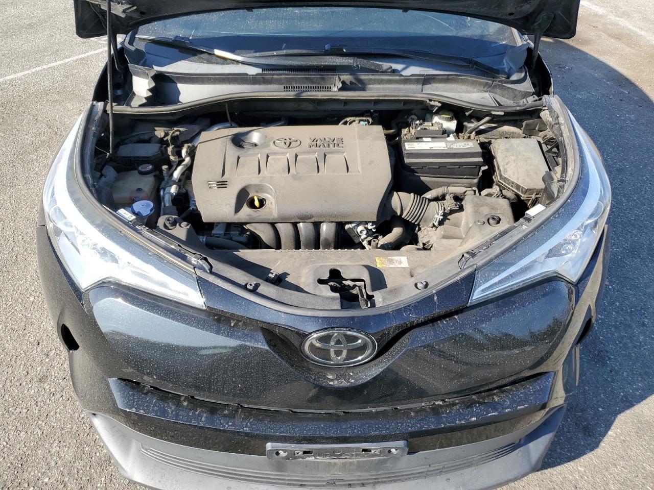 NMTKHMBX7JR022593 2018 Toyota C-Hr Xle