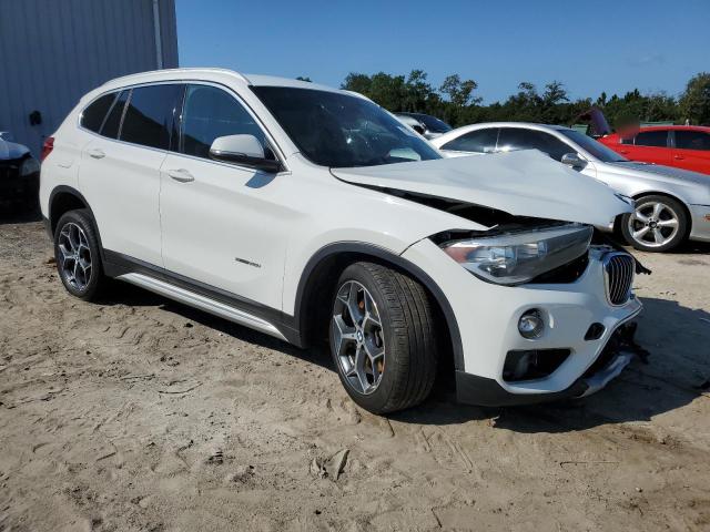  BMW X1 2018 Белы