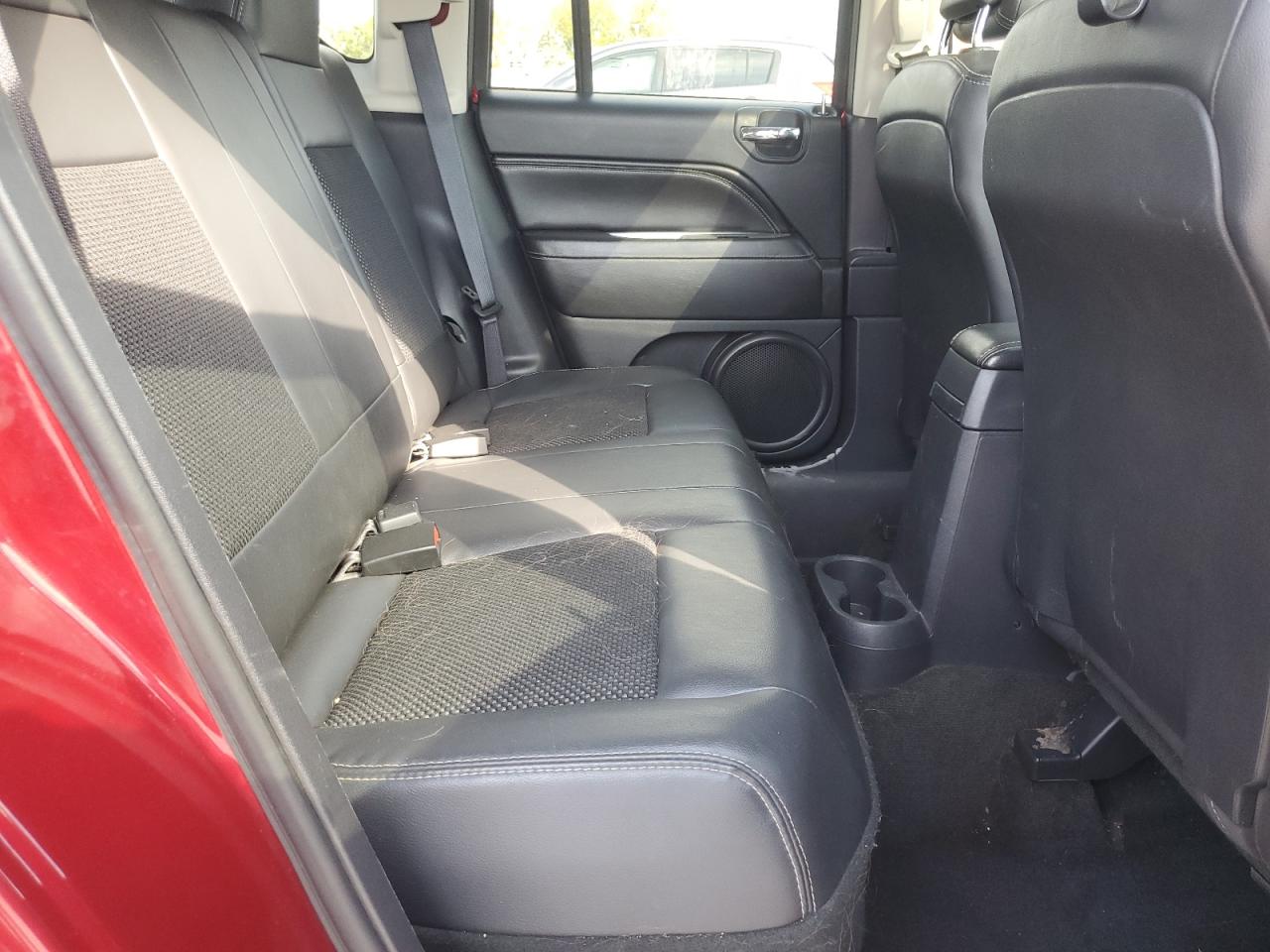 2014 Jeep Compass - Image 11