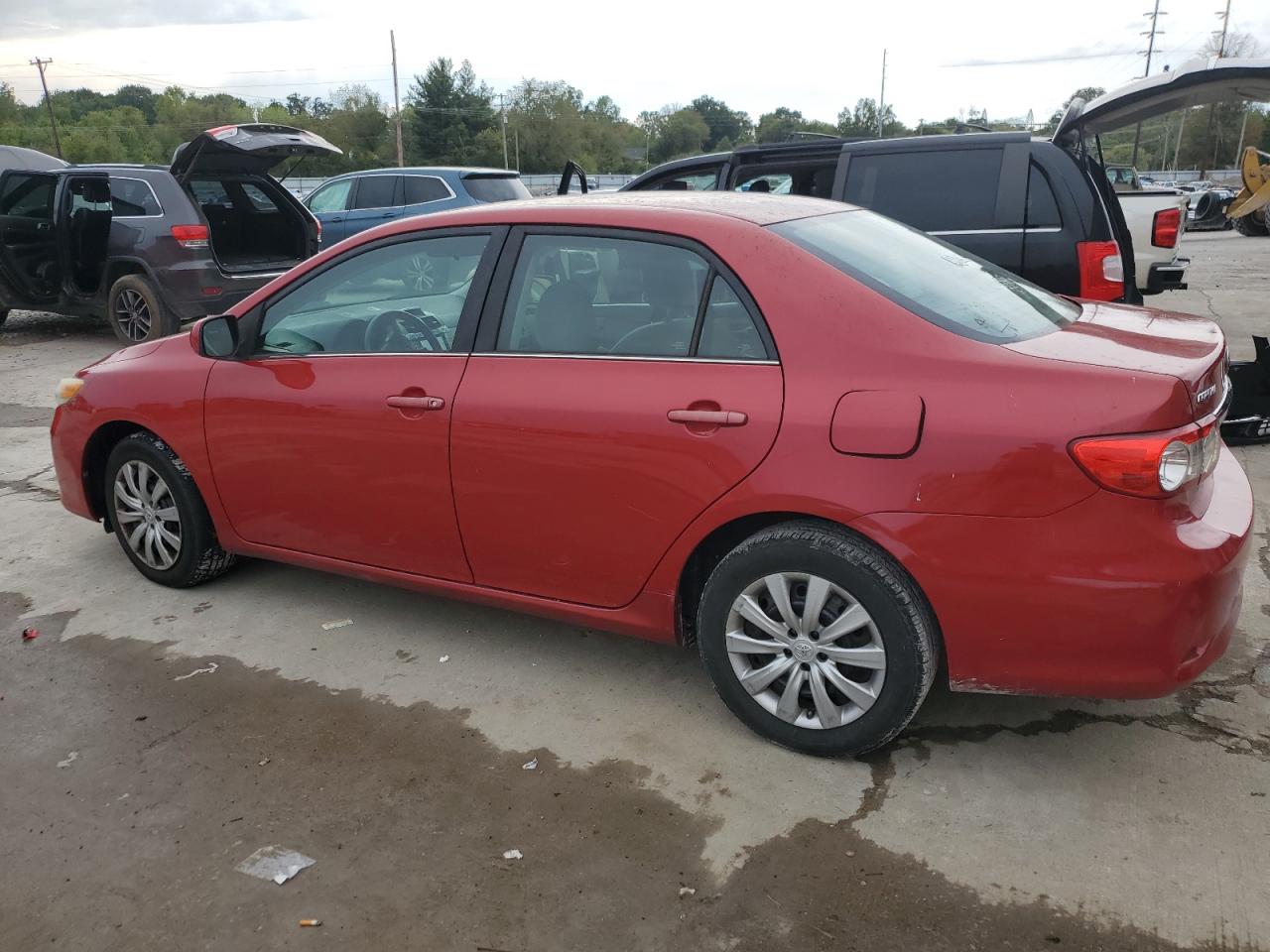 VIN 2T1BU4EE8DC037835 2013 TOYOTA COROLLA no.2