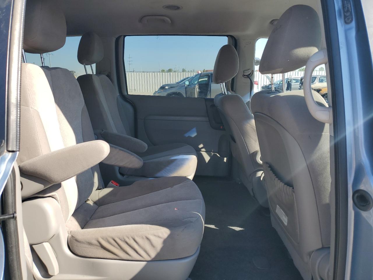 2012 Kia Sedona Lx VIN: KNDMG4C70C6447748 Lot: 71377294