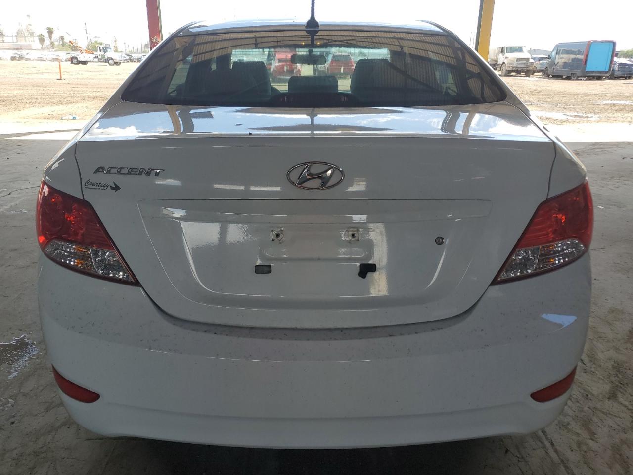 2013 Hyundai Accent Gls VIN: KMHCU4AE0DU461972 Lot: 72276544