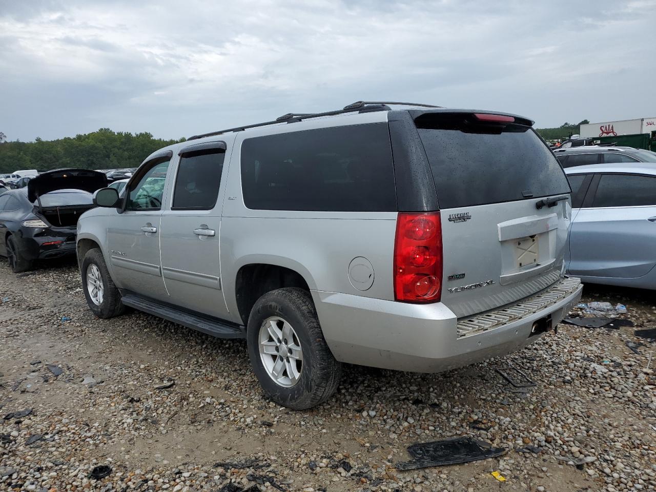 1GKUKKE39AR258299 2010 GMC Yukon Xl K1500 Slt