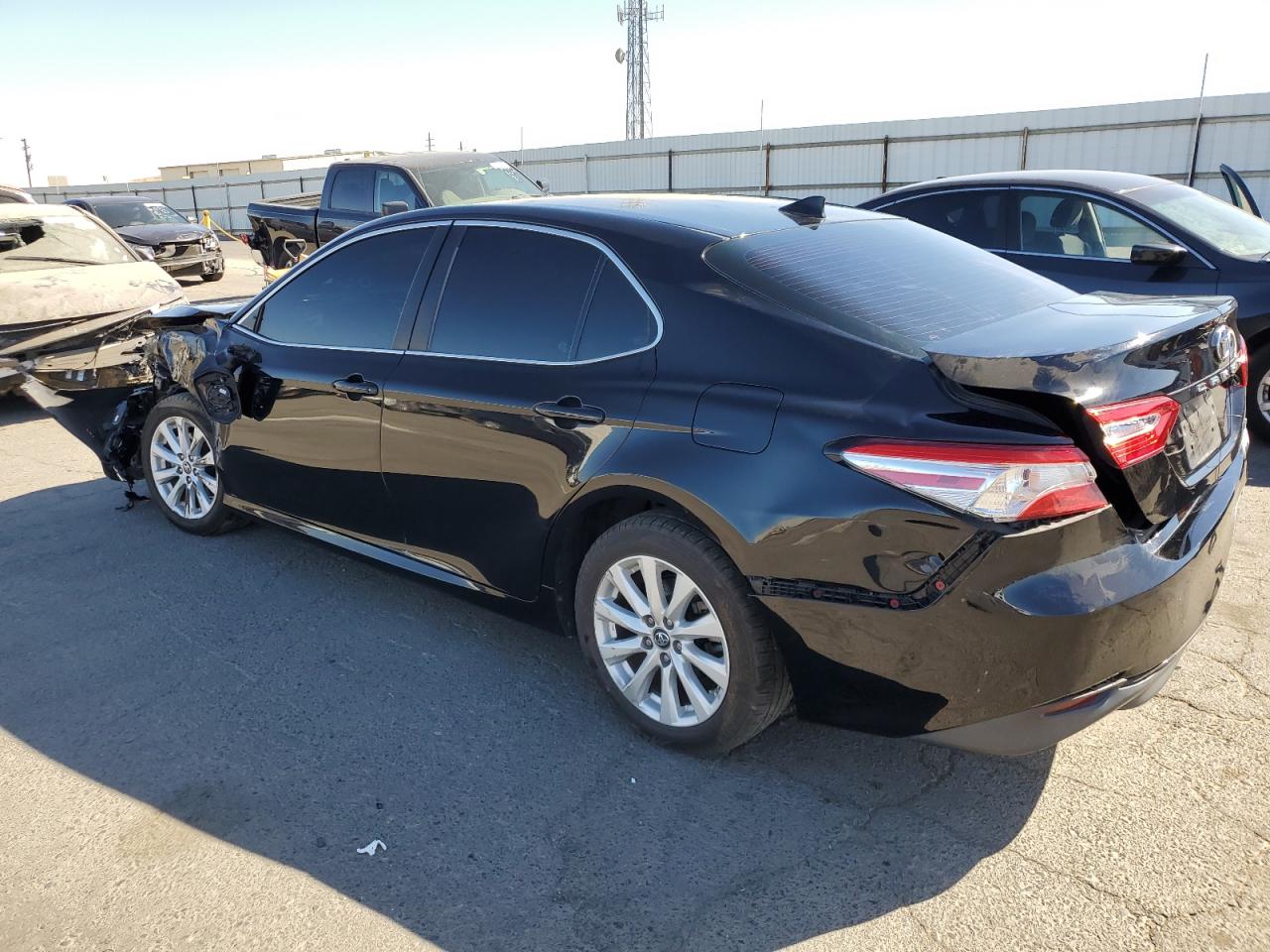 4T1B11HK5KU289711 2019 TOYOTA CAMRY - Image 2