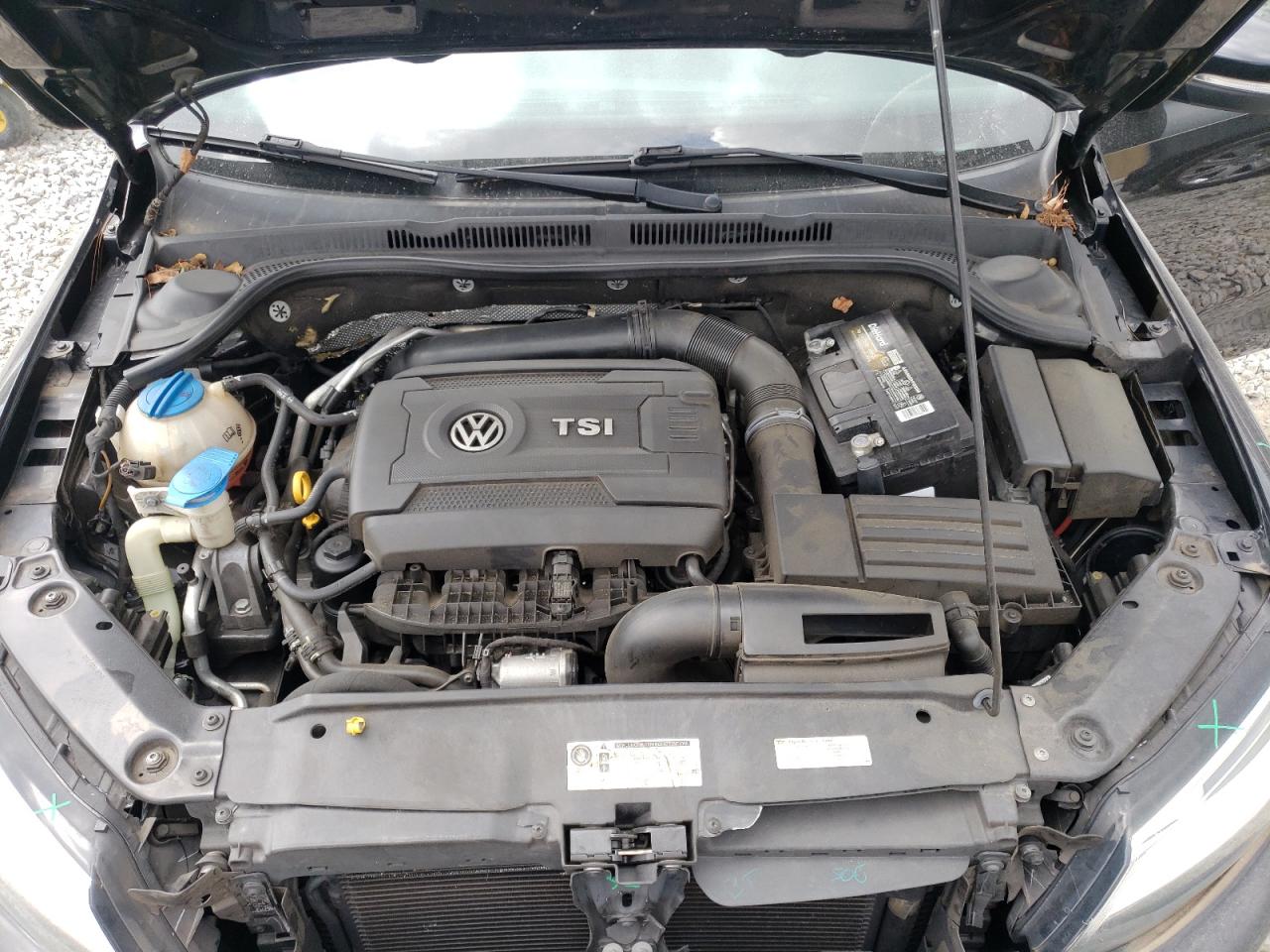 2014 Volkswagen Jetta - Image 11