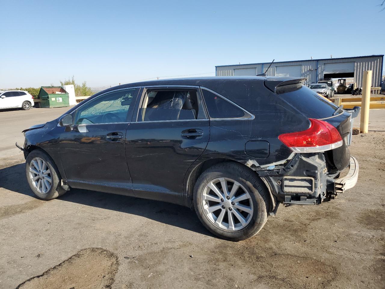 2010 Toyota Venza - Image 2