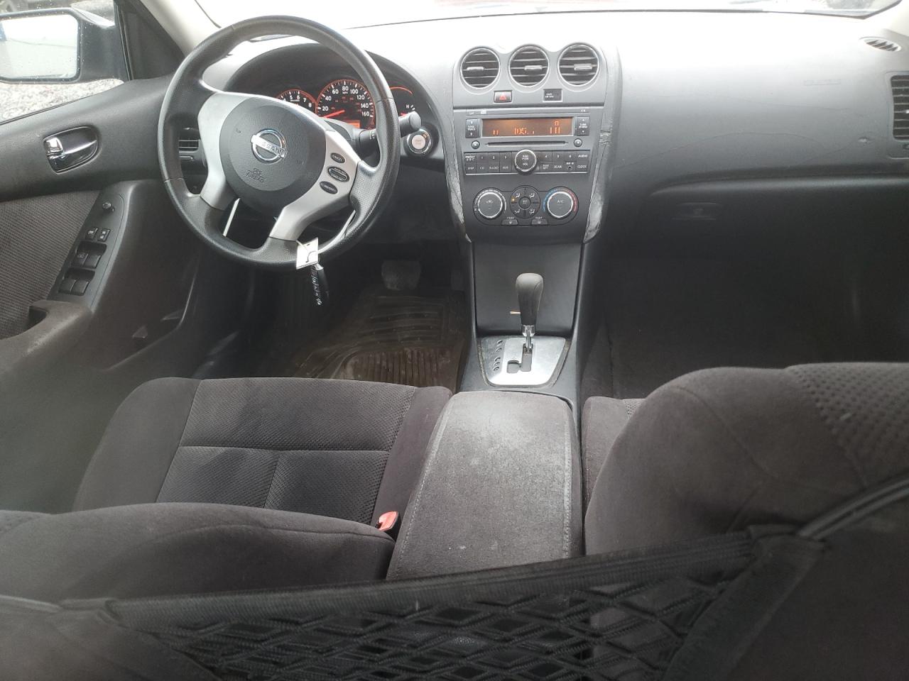 2009 Nissan Altima - Image 8