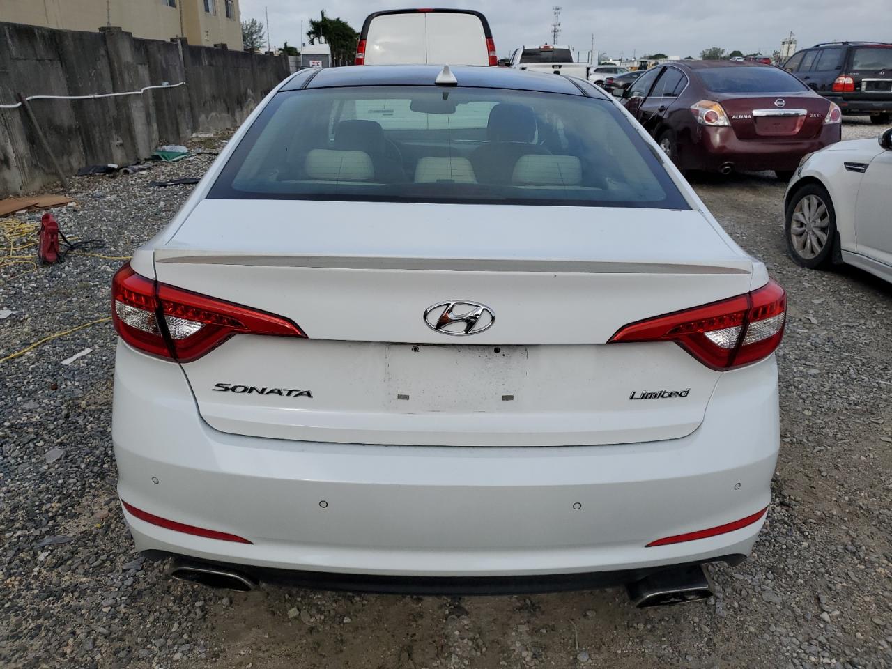 5NPE34AF1FH103625 2015 Hyundai Sonata Sport