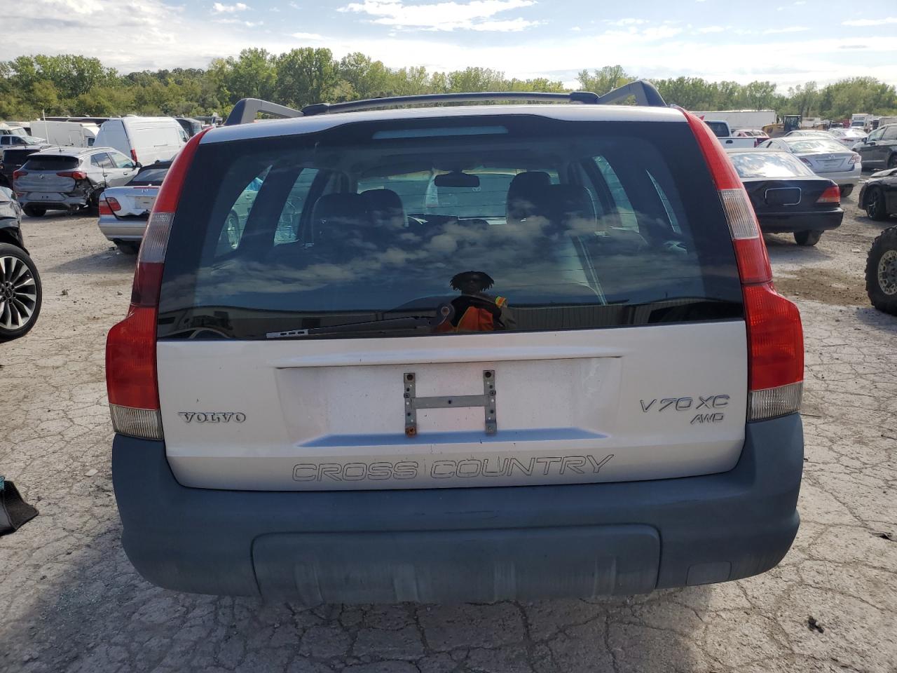 2001 Volvo V70 Xc VIN: YV1SZ58D311030246 Lot: 73062394