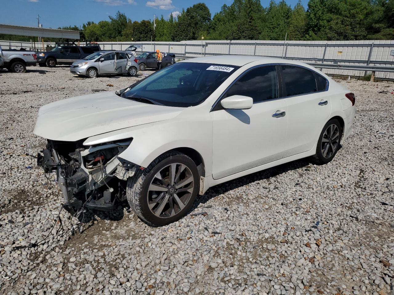 1N4AL3AP4HC272401 2017 Nissan Altima 2.5