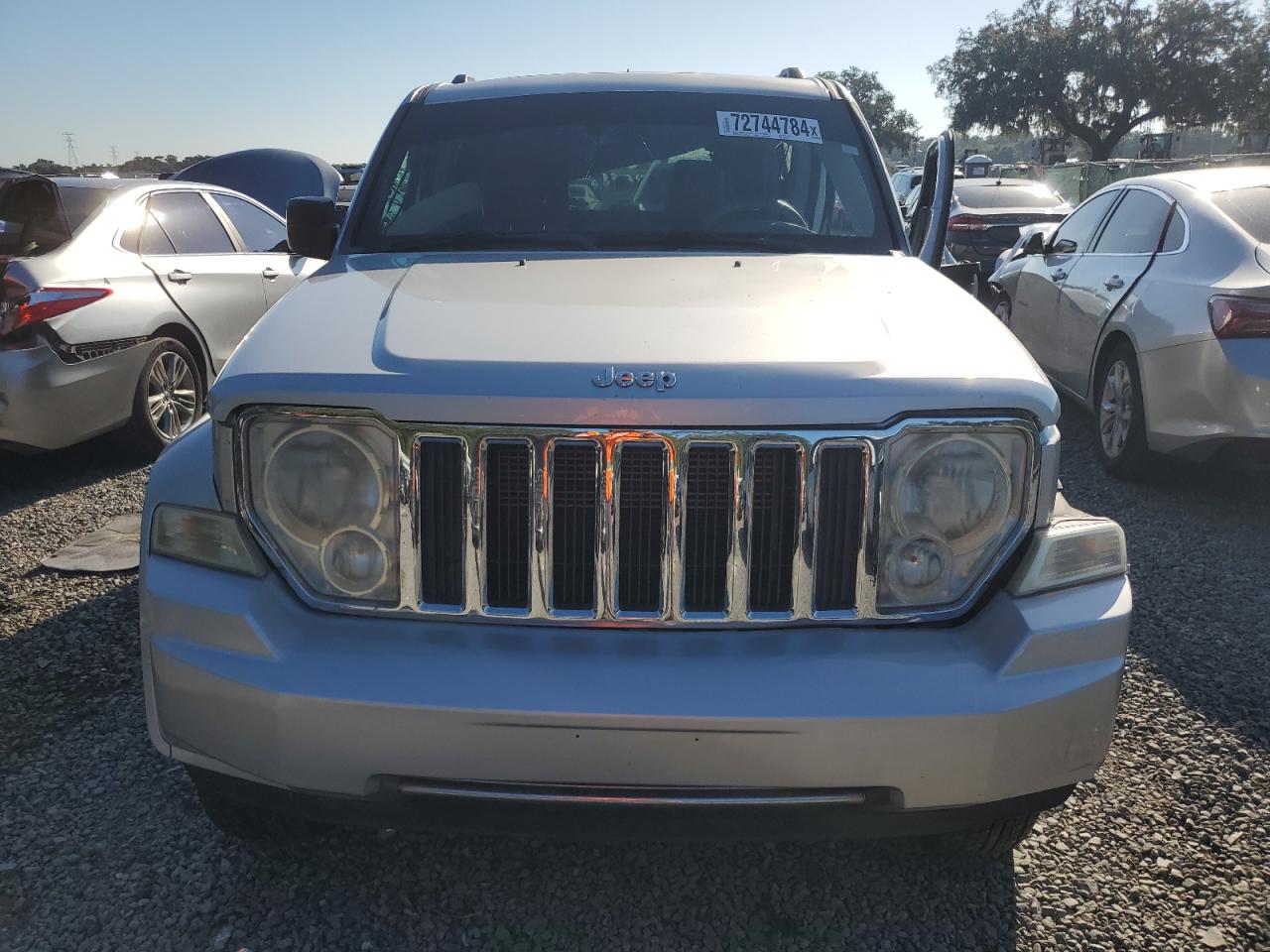 2008 Jeep Liberty (North America) - Image 5