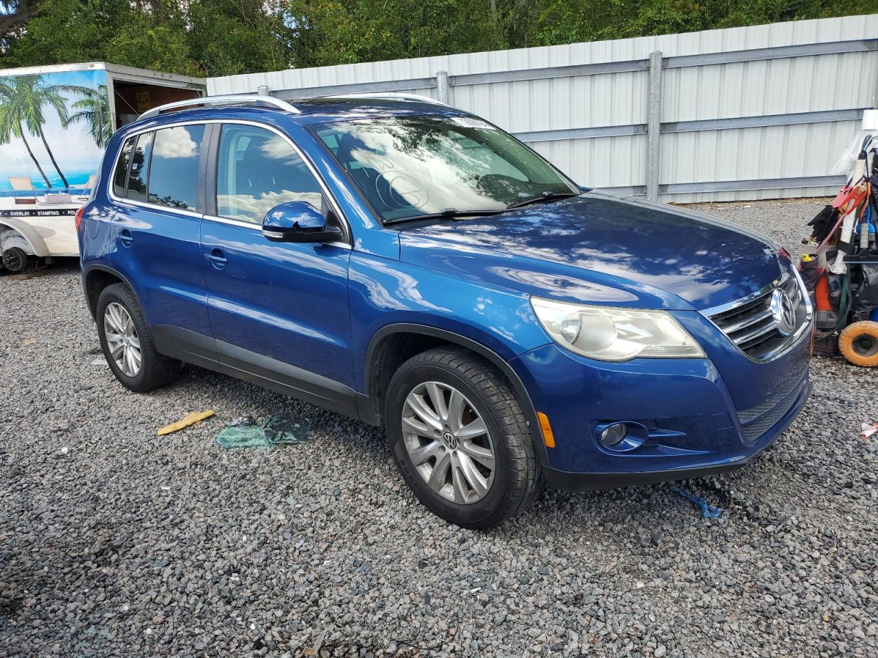 WVGBV75N69W000761 2009 Volkswagen Tiguan Se