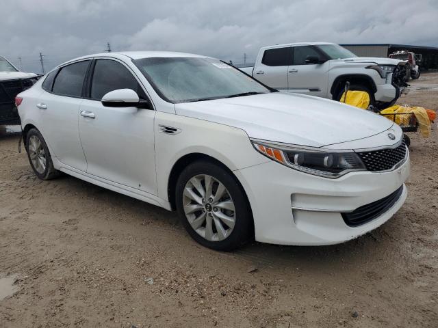 Sedans KIA OPTIMA 2016 White