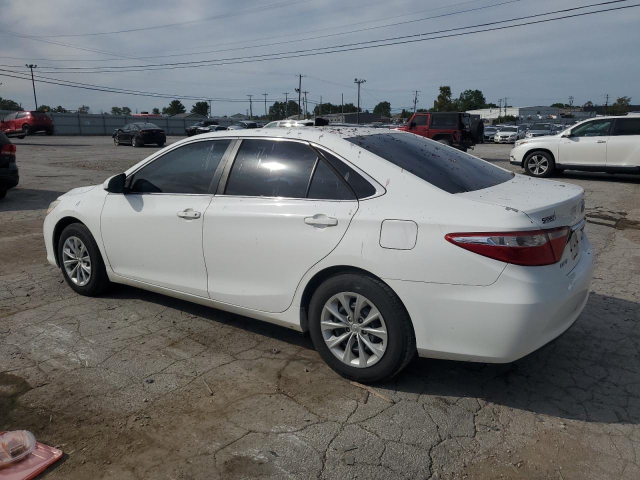 4T4BF1FK3FR480169 2015 TOYOTA CAMRY - Image 2