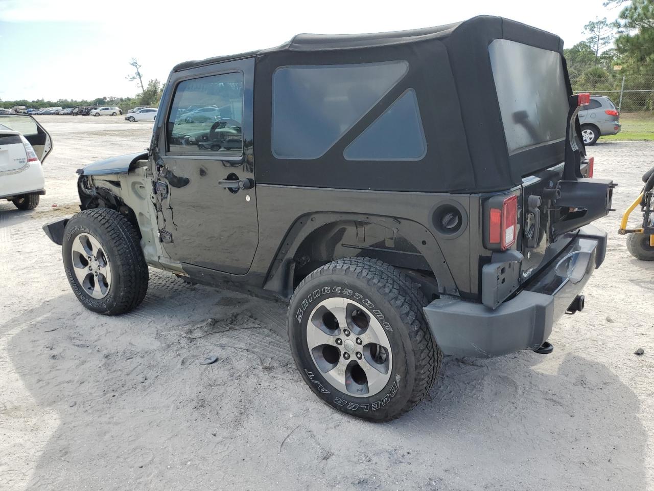 2018 Jeep Wrangler Sahara VIN: 1C4AJWBGXJL844612 Lot: 72219634