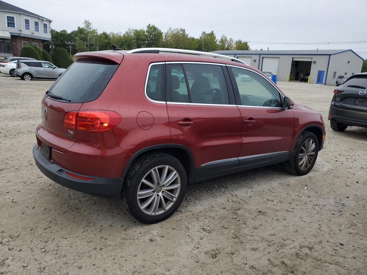 VIN WVGAV7AX6GW058692 2016 VOLKSWAGEN TIGUAN no.3