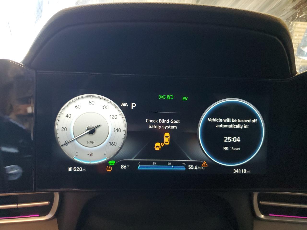 2023 Hyundai Elantra - Image 9