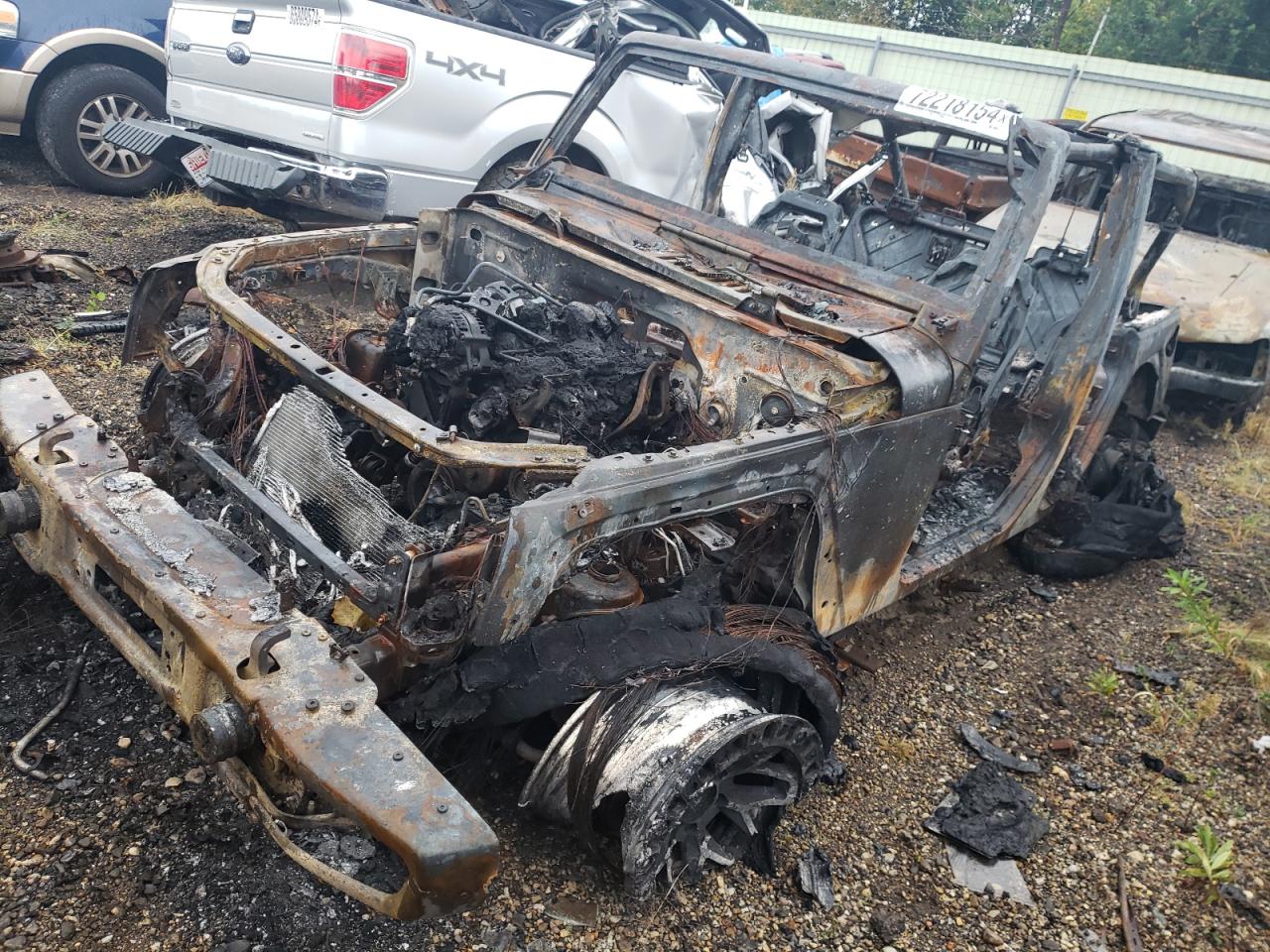 2016 Jeep Wrangler Unlimited Sahara zu verkaufen in Pekin, IL - Burn