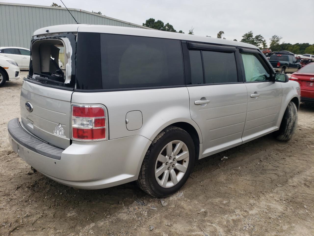 2009 Ford Flex - Image 3