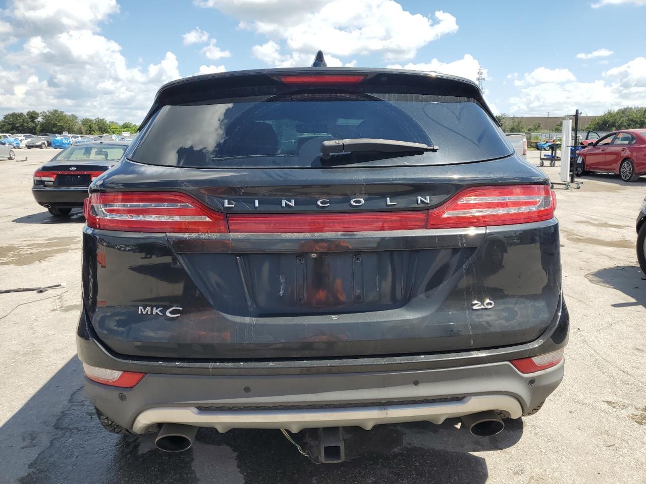 5LMCJ2A99FUJ13295 2015 Lincoln Mkc