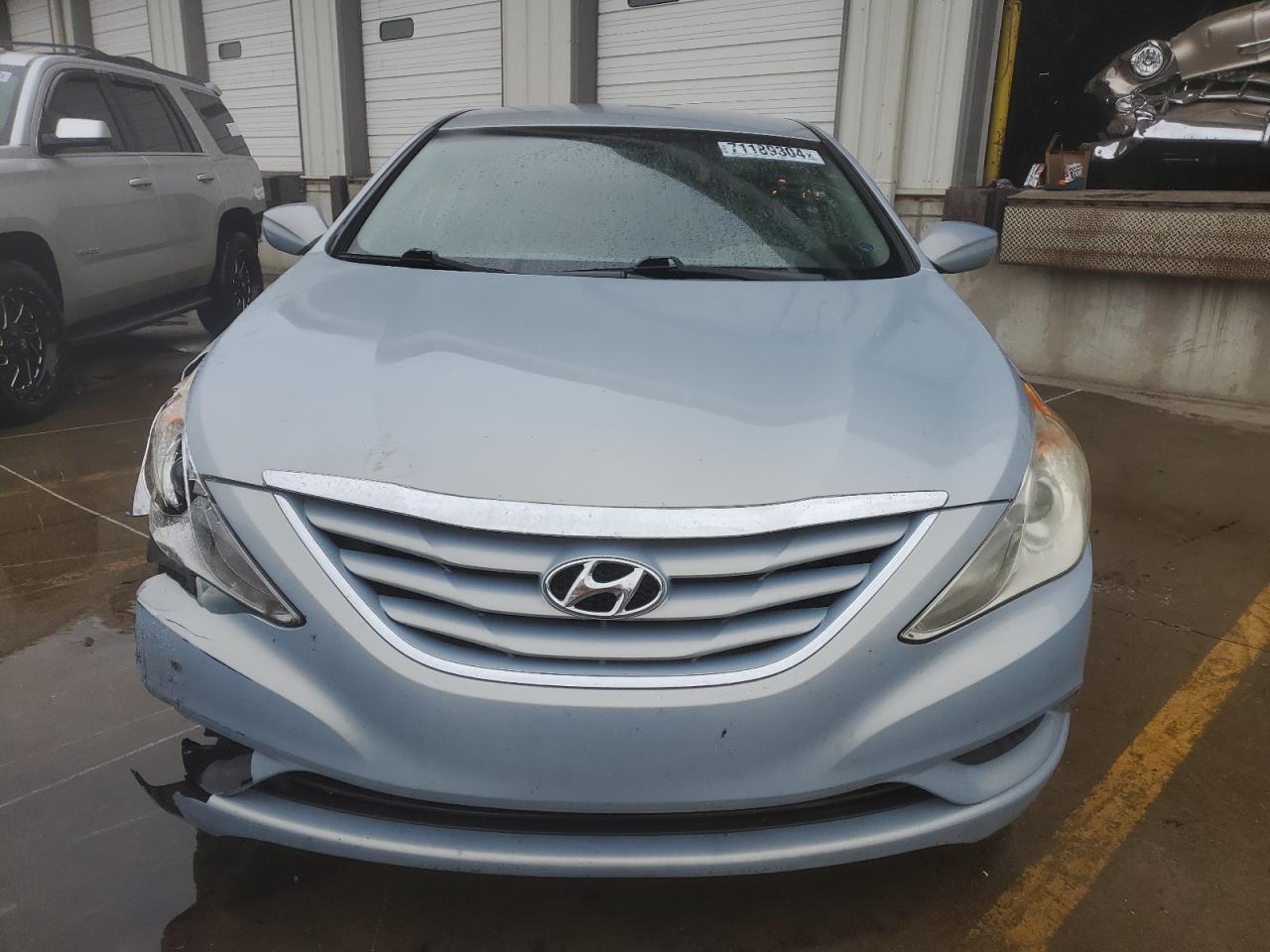 2011 Hyundai Sonata - Image 5