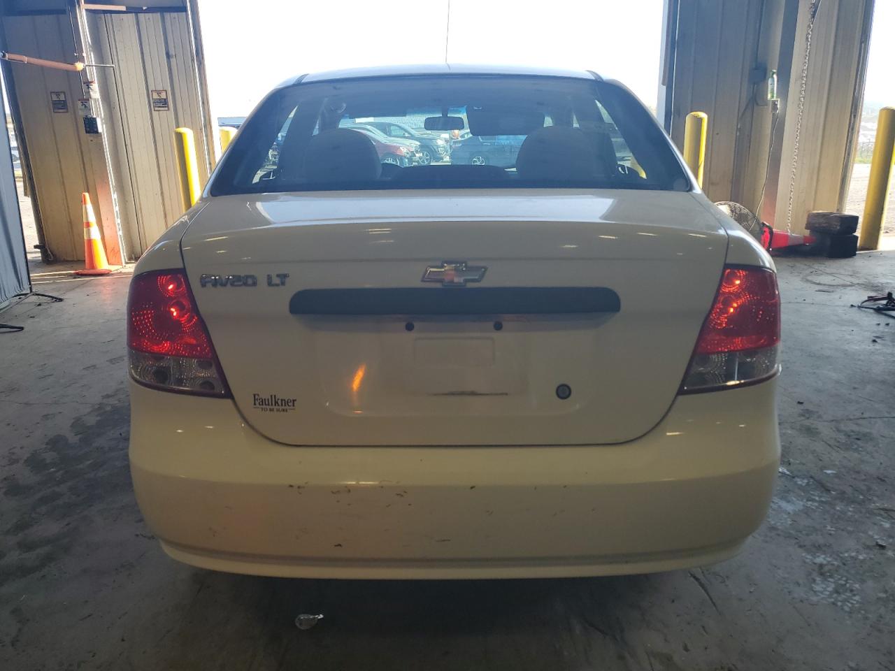 KL1TG52655B389597 2005 Chevrolet Aveo Lt