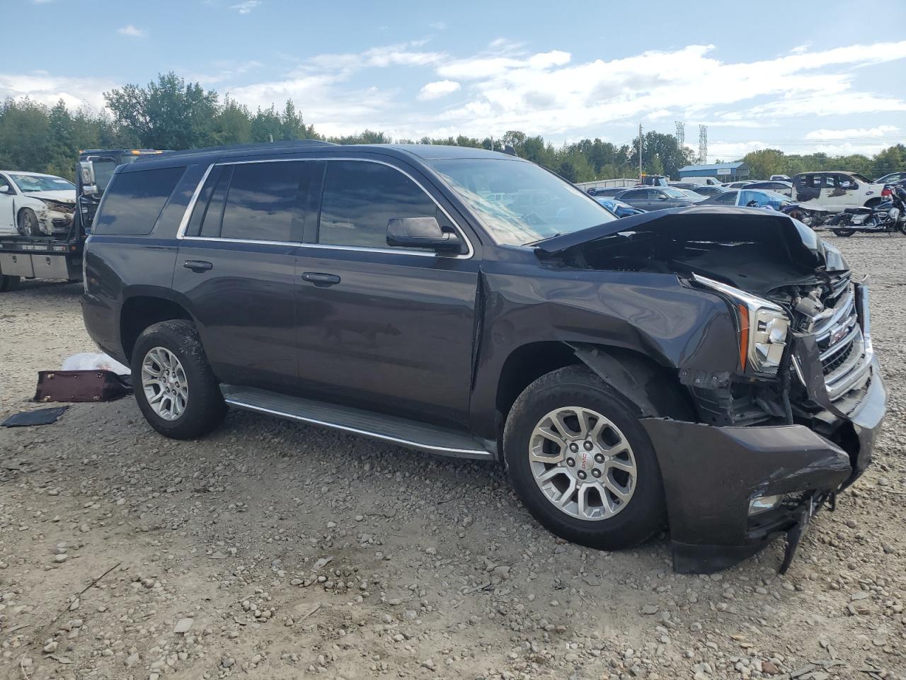 2015 GMC Yukon - Image 4