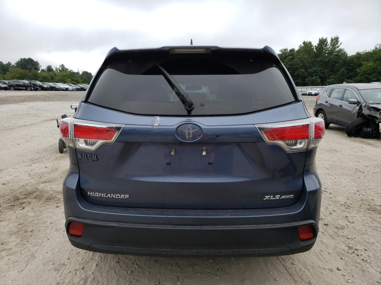 2015 Toyota Highlander Xle VIN: 5TDJKRFH2FS099765 Lot: 70382144