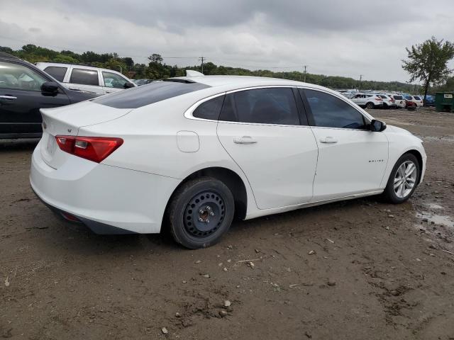  CHEVROLET MALIBU 2018 Белы