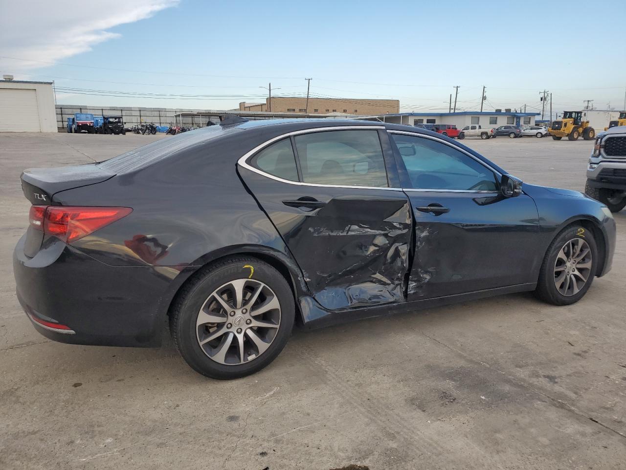 VIN 19UUB1F34GA011382 2016 ACURA TLX no.3