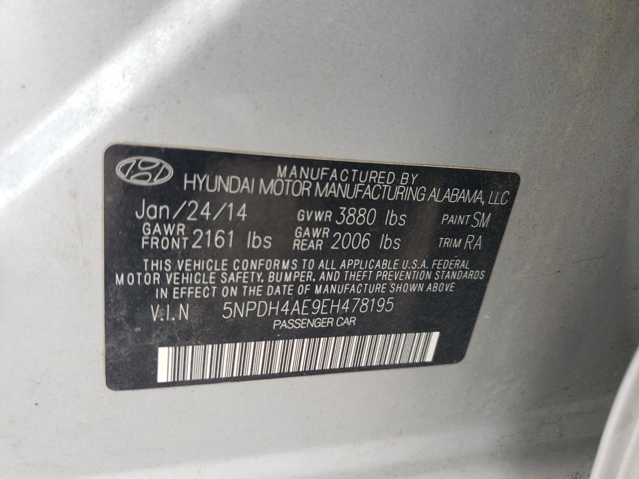 2014 Hyundai Elantra - Image 12