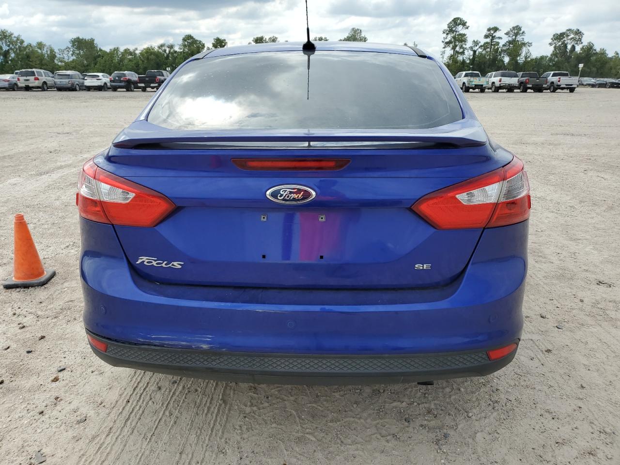 2013 Ford Focus Se VIN: 1FADP3F2XDL382636 Lot: 70992894