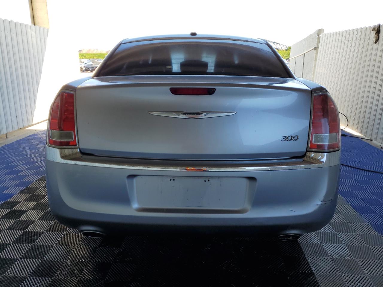 VIN 2C3CCAAG2DH600353 2013 CHRYSLER 300 no.6