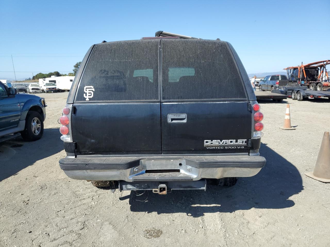 1GNGK26R5XJ513945 1999 Chevrolet Suburban K2500